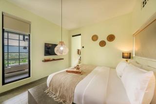 2BR Villa with Rice Field & Mountain Views Sidemen - 8