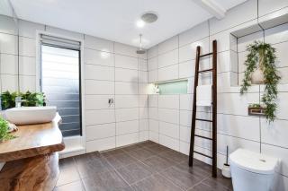 Coastal Vacation Home Ideal for Large Groups - 3