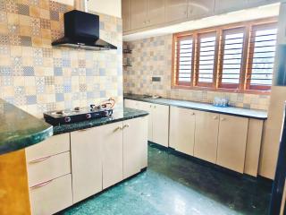 Neela Elite 2Bedroom Apartment Brand New with lift WiFi Privacy - 6