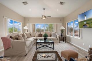 A quiet family & couple retreat, a horse property - 9