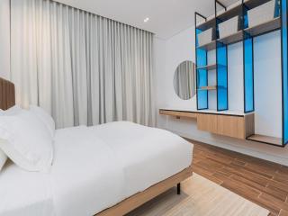 Cozy 1-BR Apartment in Almughrizat - 5