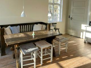 Villa From 1917 High Above Tisvildeleje - 3