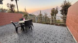 Grand Vista Retreat - A Luxury Mountain View Hotel In Mussoorie ! Free Parking ! Balcony Roms - 2