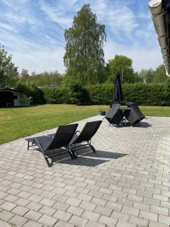 Summer House Near The Sea And Good Experiences - 1