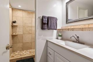 Peaceful 2BR retreat with pools & hot tubs - 4