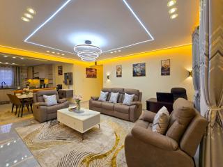 Monte Opulent Haven - 0