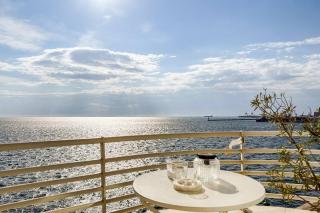 Baobloom Horizon - Seafront Apartment in the heart of Thessaloniki - 0