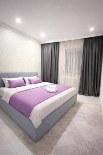 Люкс трехкомнатная квартира с видом на Алматы - 4