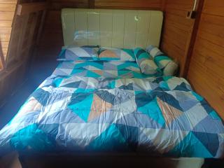 Rumah kayu Cikareo Antonio Monroe - 6