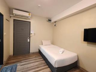 Kim Korner Hotel - 9