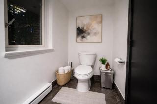 Luxury 2BR Townhouse in Heart of Downtown - 1