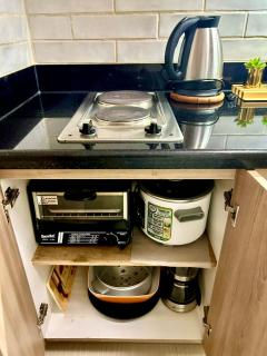 Cozy 1BR Condo Fully-furnished Resort Wi-Fi NetFlix - Manille - 1