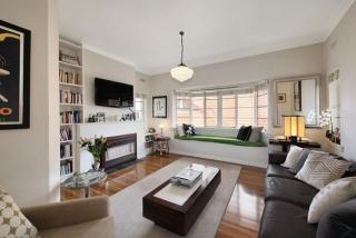 Stylish Comfortable & Quaint - 0