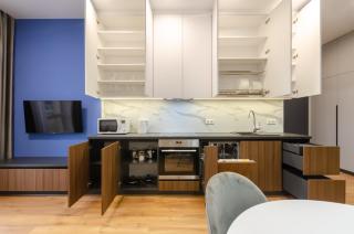 4-166 Yaroslaviv Grad, Bulvarno Kudriavska 17, Kyiv centre, Golden Gate metro nearby, fantastic city view, 15 kW backup power, Petrovdom Apartment - 3