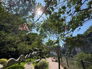 Taofanting Riverside Hotel - 2