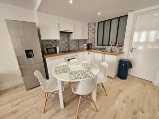 Saint-Martin, centre-ville, parking, terrasse - 5