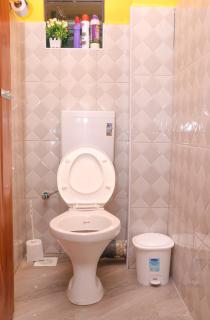 Gee Homes and Stays - 3