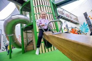 New glamping at Stockeld Park in spacious bell tents including free access to the Adventure Park - 3