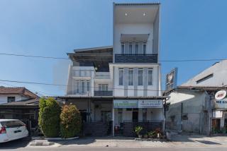 Wisma Brata 2 Mitra RedDoorz - 8