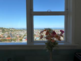 Beautiful Home with Sea View Private Parking - 6