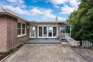 Beautiful Home with Sea View Private Parking - 4