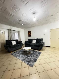 Kheyre Nyali Suites 2Br & 1Br Aparment With AC - 5