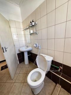 Kheyre Nyali Suites 2Br & 1Br Aparment With AC - 4