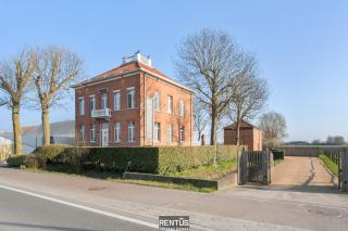 Maison Le Petit Château - luxury former monastery with pool - 6