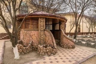 Chehra Palace Hotel - 8