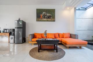 Sunbedji - Spacious 3BR Villa near Beach - 1