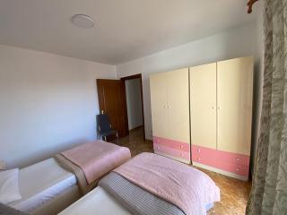 Center of Shkodra Apartment - 4