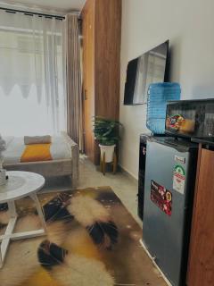 Tsavo Studios By Pauline - 4