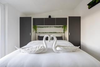 Suite SAKURA - Jacuzzi privé - Cinéma maison - 7
