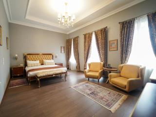 Shah Palace Luxury Museum Hotel - 4