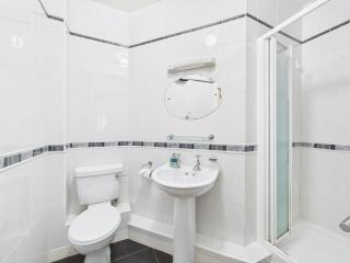 Panorama Court Apartment - 1