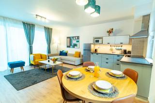 Feel Home DeLuxe CORVIN # FREE PARKING # AC # Elevator - Budapest - 9