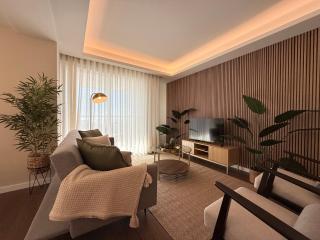 Madeira Bliss II Prime Location with Pool and Parking - 9