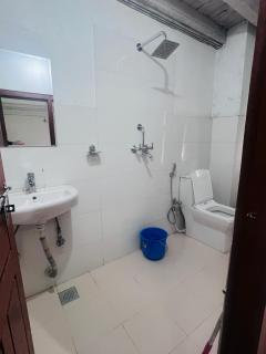 Hotel Dancing Yak - 9