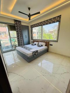 City Glow Retreat - 2