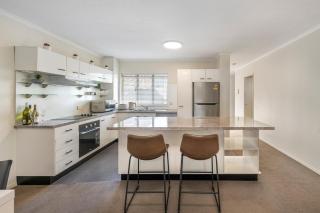 Unbeatable Convenience, the City on your Doorstep - 7