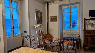 The Rooster House A Study in Green - 4