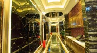 Auspicious Hotel - 7