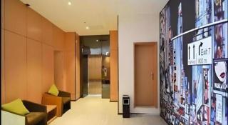 IU Hotel Zhengzhou Xinzheng Sias International University Branch - 4