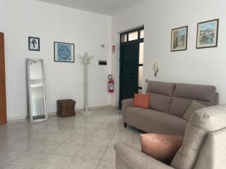 Comodo, pochi passi da spiaggia e centro - 7