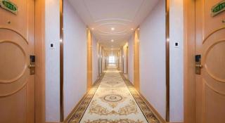 Vienna Hotel Chengdu Chunxi Road Lijiatuo Metro Station - 3