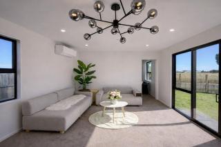 Lovely Home in Halswell - near everything - 1