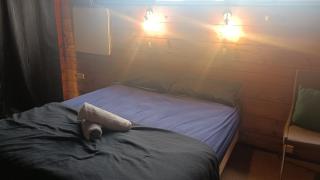 lockwood backpackers ---just a room not entire home - 0