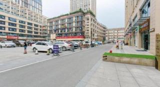 Xana Hotelle Chengdou Xindu Sanhechang Metro Station - 0