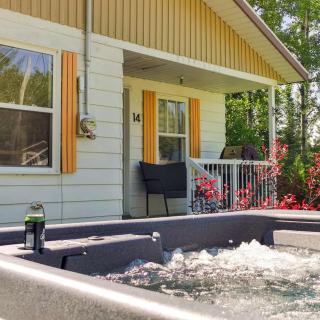 Chalet Charlevoix - near Massif and Mont Ste-Anne - 6