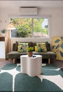 Lake & Mountain Views, cozy 2BR Home - 0